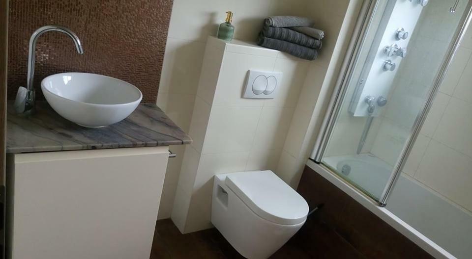 Marino - Sweet Comfort Apartment In City Center Σπλιτ Εξωτερικό φωτογραφία